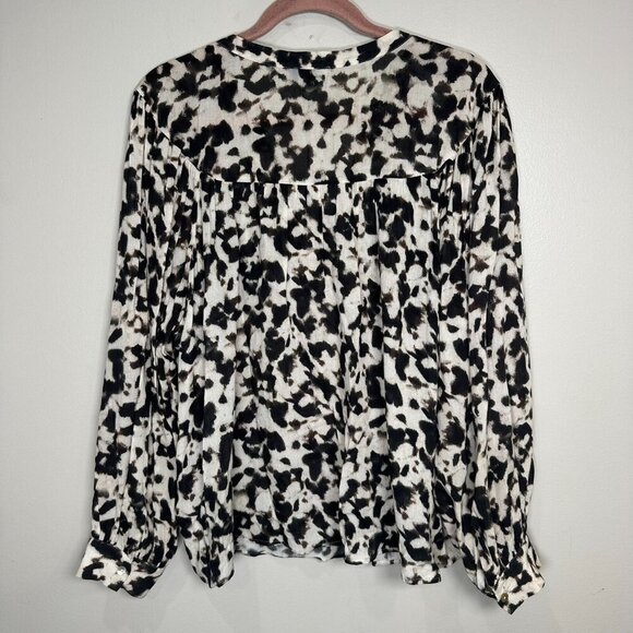 Rails Fable Blurred Cheetah Chiffon V-Neck Top Size XL Blouse Flowy Sleeves - Picture 11 of 12